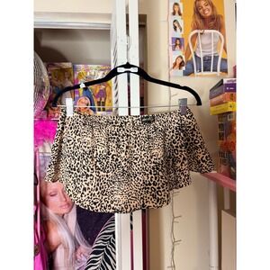 Dee Elly Leopard crop top size medium